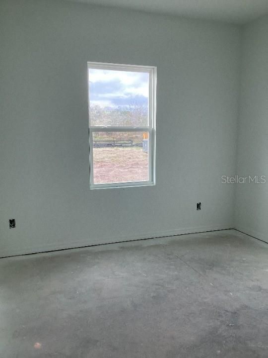 合同活跃: $449,990 (4 贝兹, 2 浴室, 1903 平方英尺)