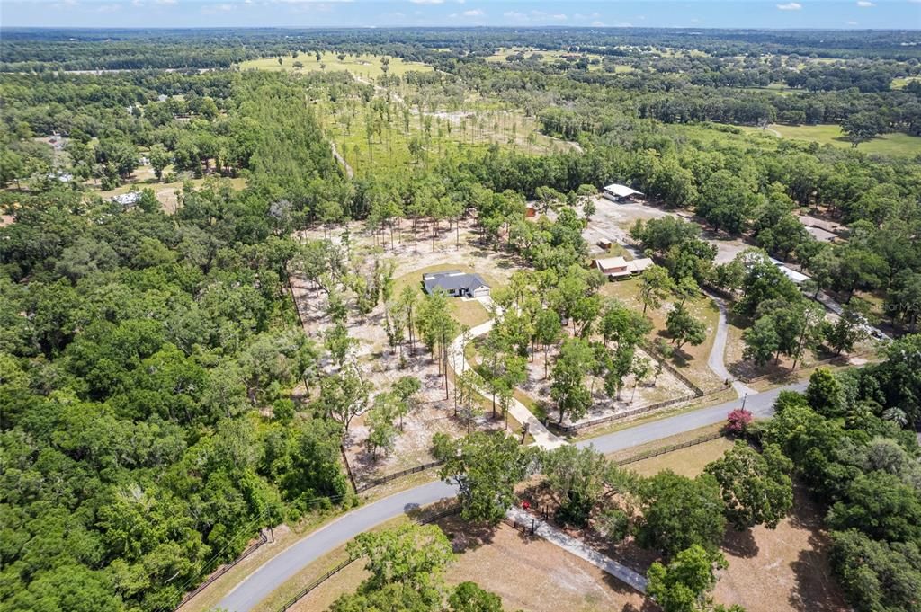 待售: $950,000 (4 贝兹, 2 浴室, 1880 平方英尺)