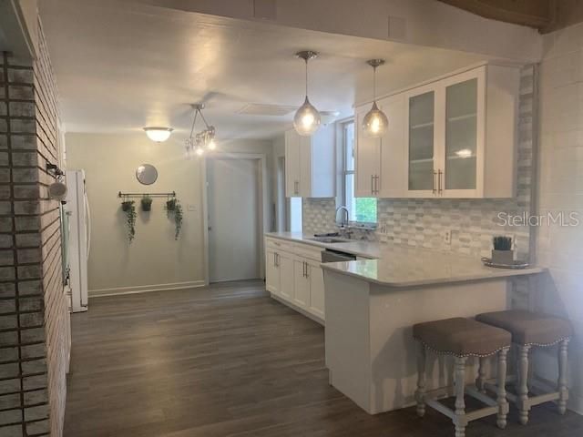 For Rent: $3,300 (3 beds, 2 baths, 2242 Square Feet)