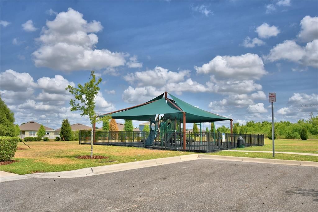 For Sale: $478,500 (5 beds, 3 baths, 3200 Square Feet)