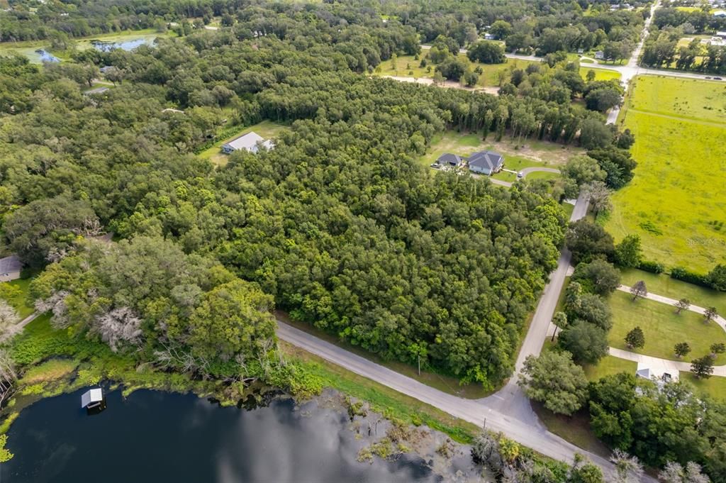 Под контрактом: $299,900 (2.33 acres)