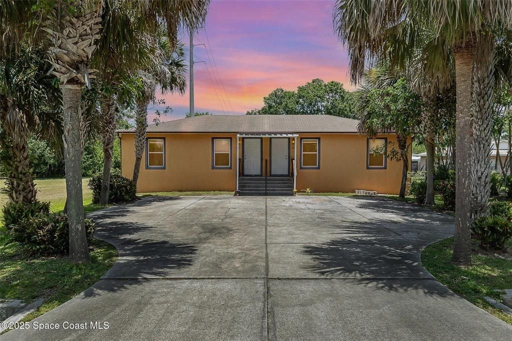 Vendido Recientemente: $285,000 (4 camas, 0 baños, 1485 Pies cuadrados)