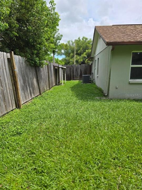 Под контрактом: $239,000 (2 спален, 2 ванн, 1075 Квадратных фут)