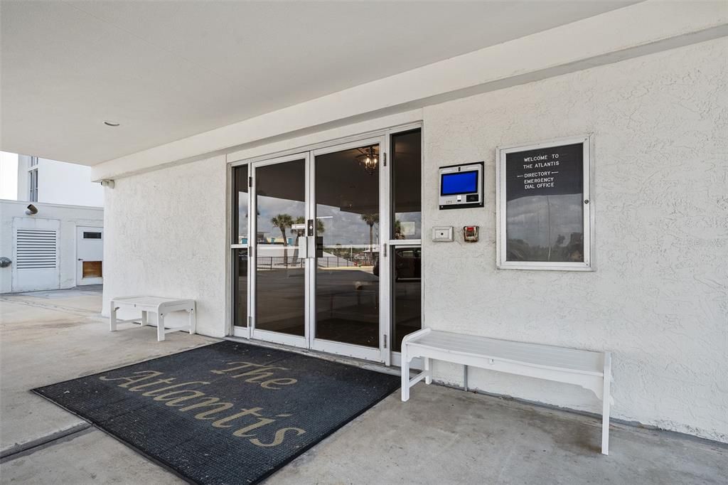 待售: $480,000 (2 贝兹, 2 浴室, 1131 平方英尺)