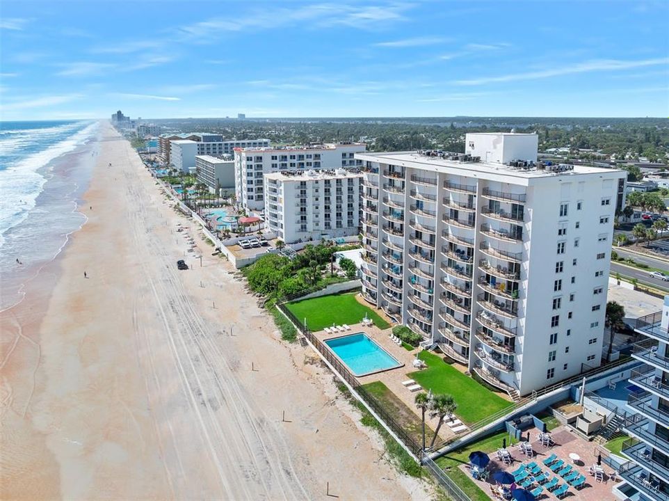 待售: $480,000 (2 贝兹, 2 浴室, 1131 平方英尺)