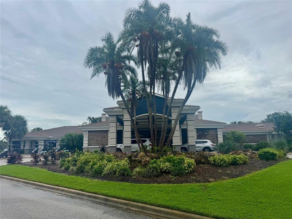 Active With Contract: $235,000 (2 beds, 2 baths, 1226 Square Feet)