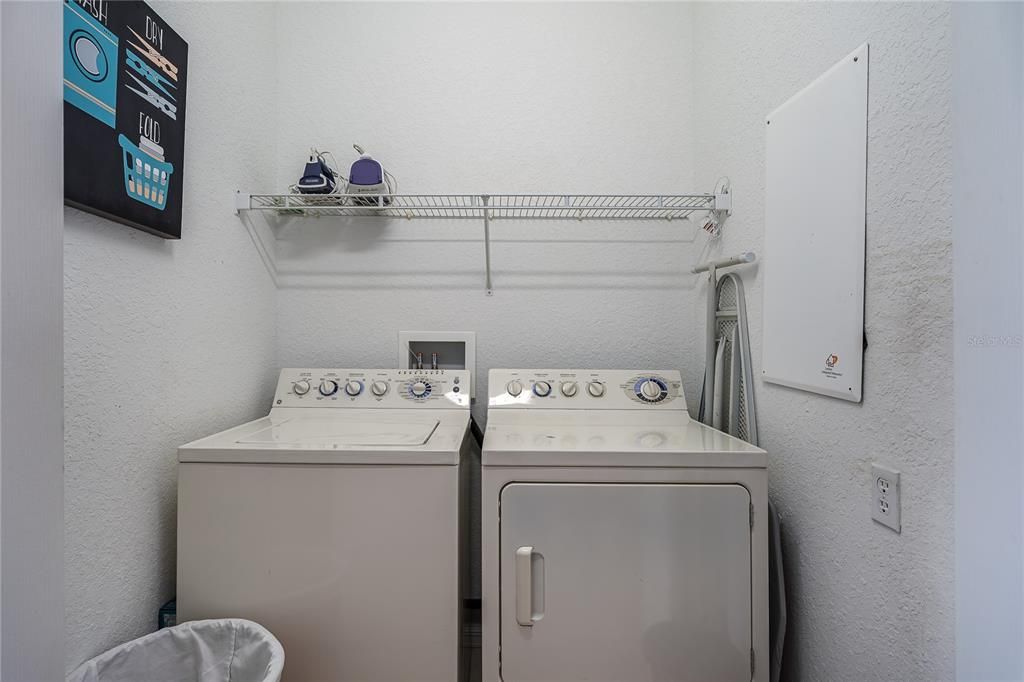 Active With Contract: $235,000 (2 beds, 2 baths, 1226 Square Feet)