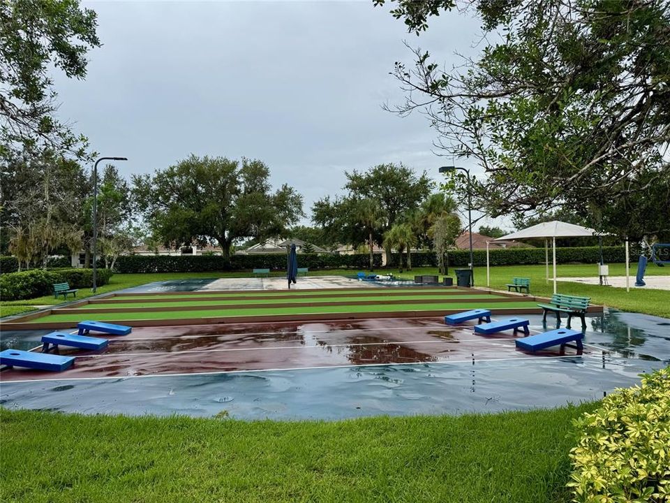 Active With Contract: $235,000 (2 beds, 2 baths, 1226 Square Feet)