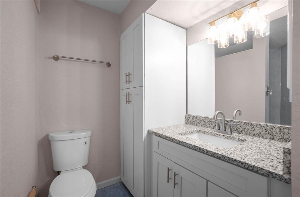 На продажу: $235,000 (3 спален, 1 ванн, 1674 Квадратных фут)