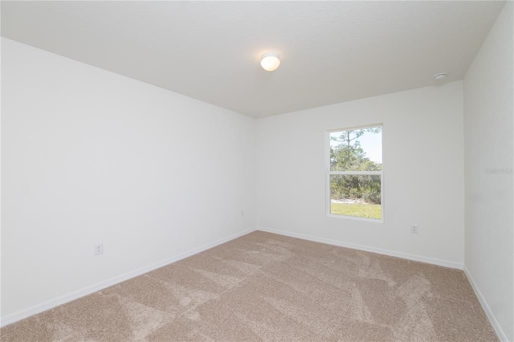 Activo con contrato: $310,952 (3 camas, 2 baños, 1586 Pies cuadrados)