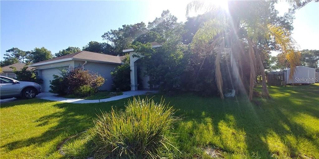 For Rent: $2,100 (3 beds, 2 baths, 1875 Square Feet)