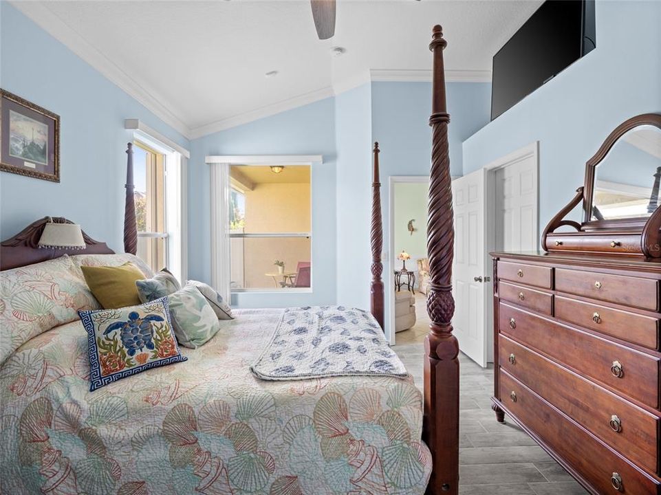 На продажу: $285,000 (2 спален, 2 ванн, 1297 Квадратных фут)