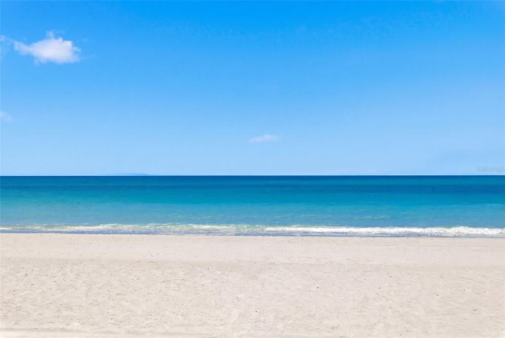 En Venta: $1,800,000 (3 camas, 2 baños, 3410 Pies cuadrados)