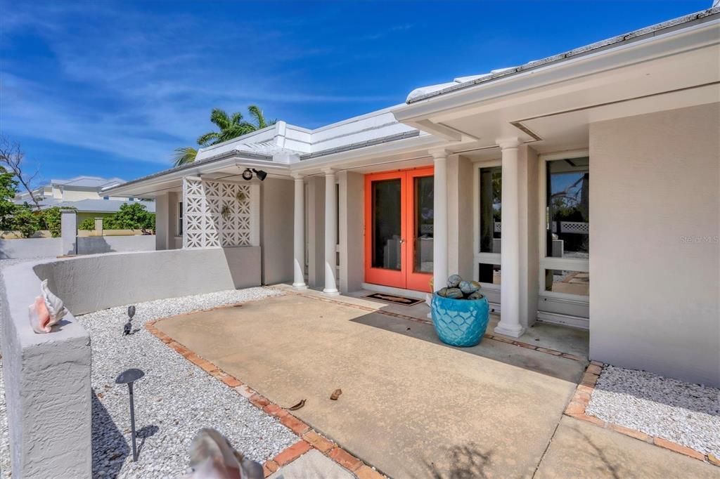 出租: $6,125 (3 贝兹, 4 浴室, 3276 平方英尺)