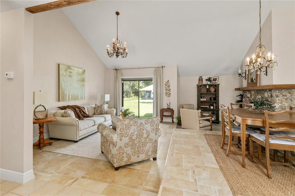 На продажу: $514,999 (4 спален, 2 ванн, 3140 Квадратных фут)