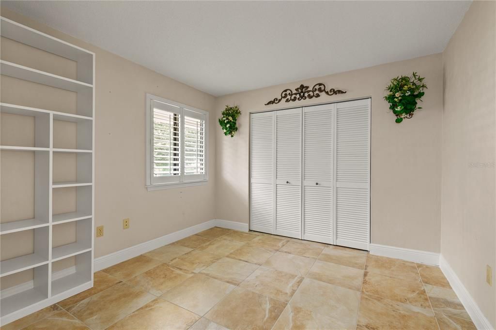 На продажу: $514,999 (4 спален, 2 ванн, 3140 Квадратных фут)