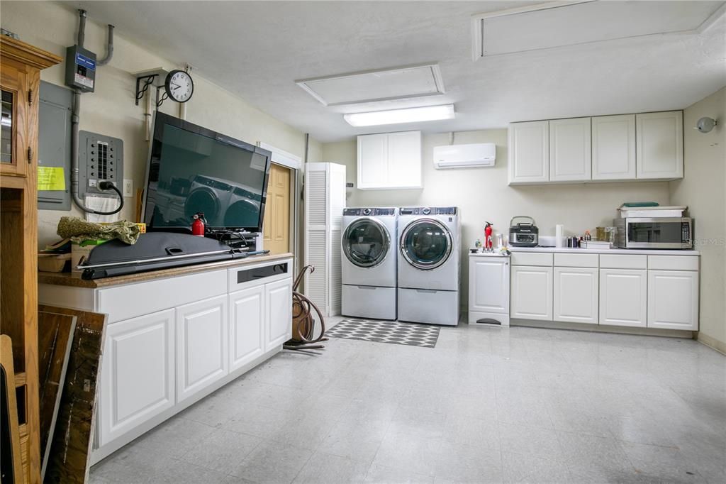 На продажу: $514,999 (4 спален, 2 ванн, 3140 Квадратных фут)