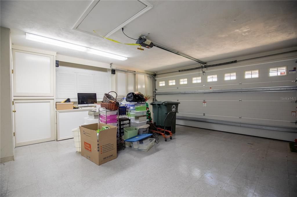 На продажу: $514,999 (4 спален, 2 ванн, 3140 Квадратных фут)