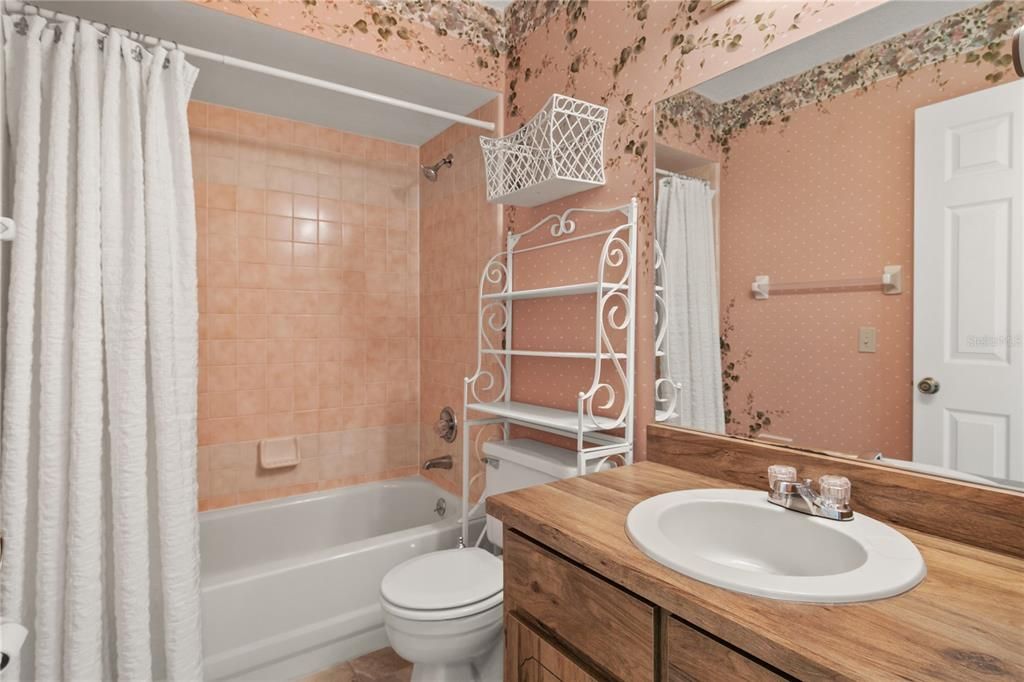 На продажу: $514,999 (4 спален, 2 ванн, 3140 Квадратных фут)