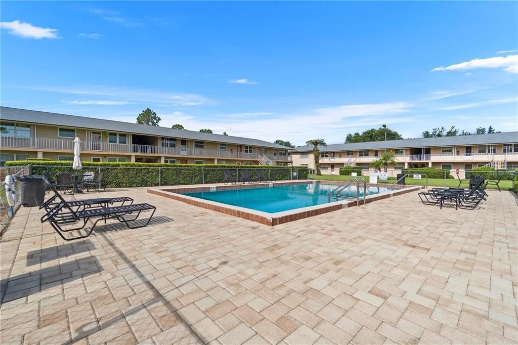 Active With Contract: $60,000 (2 beds, 1 baths, 728 Square Feet)