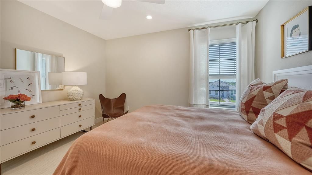 Active With Contract: $706,990 (4 beds, 3 baths, 2456 Square Feet)