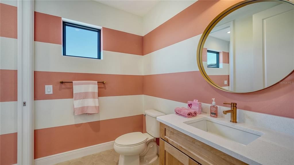 Active With Contract: $706,990 (4 beds, 3 baths, 2456 Square Feet)