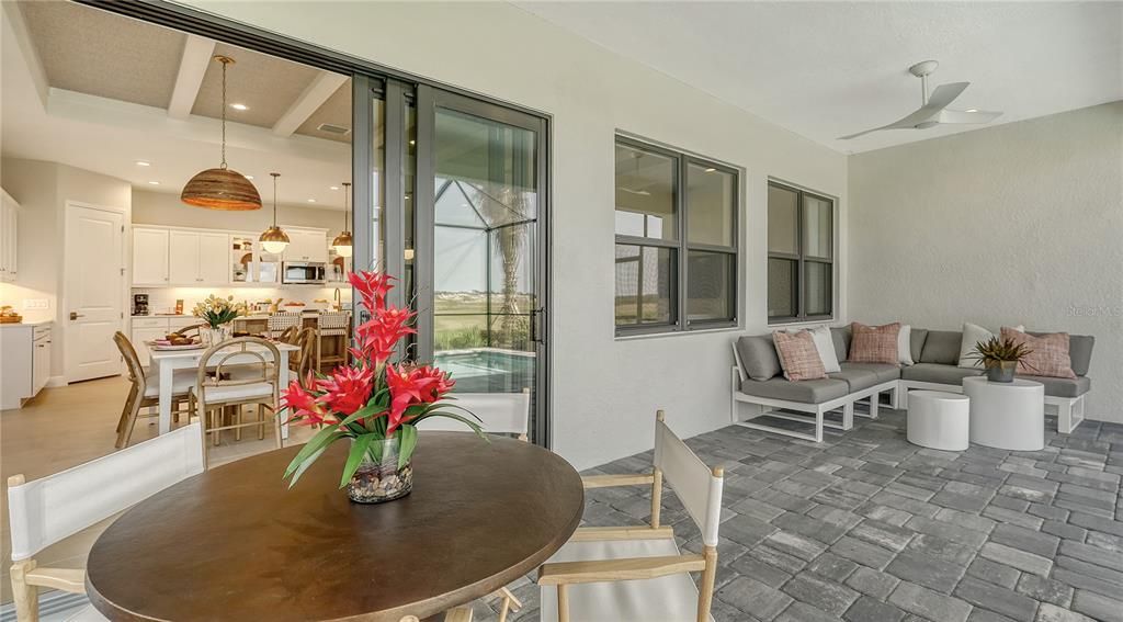 Active With Contract: $706,990 (4 beds, 3 baths, 2456 Square Feet)