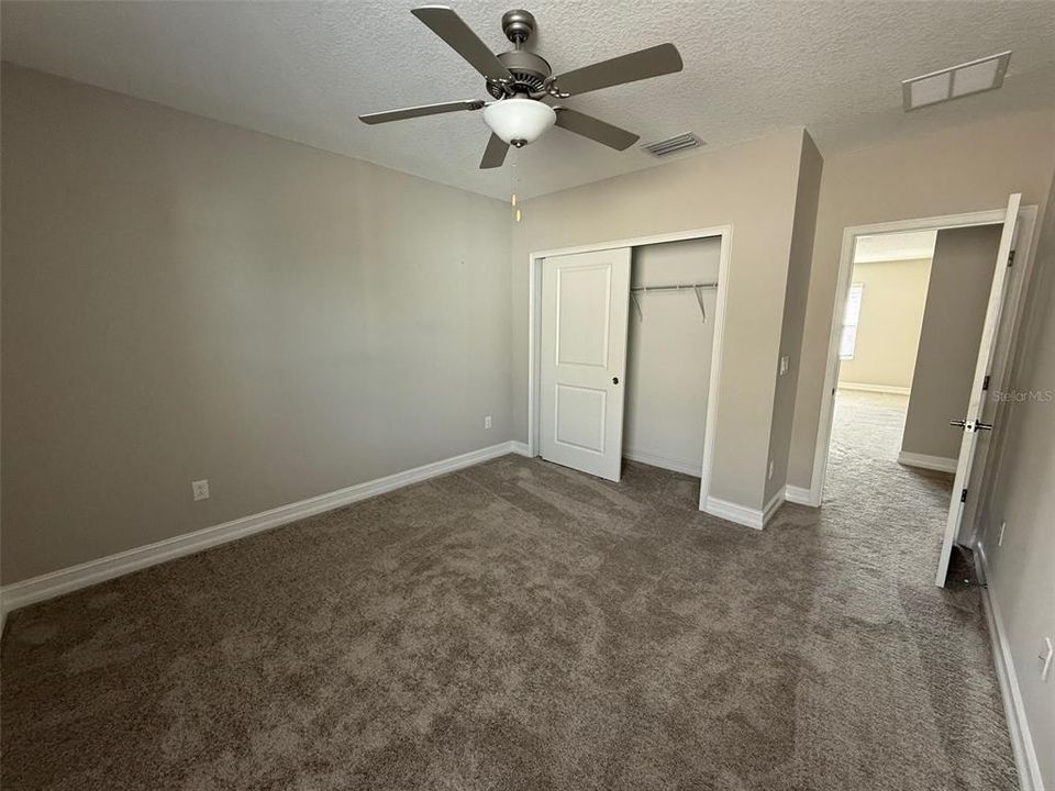 Под контрактом: $499,900 (4 спален, 2 ванн, 2964 Квадратных фут)