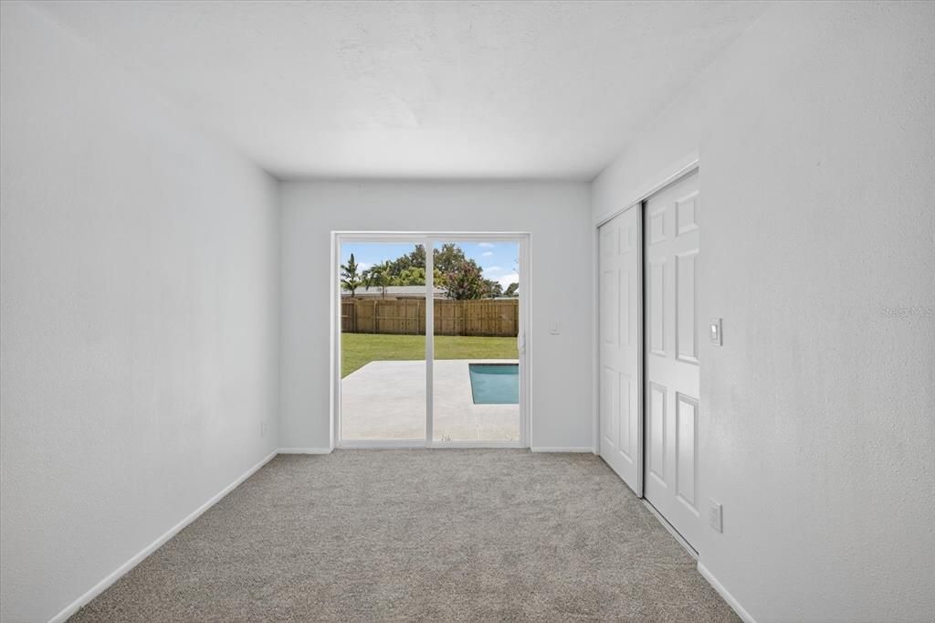 Active With Contract: $349,999 (2 beds, 1 baths, 1091 Square Feet)