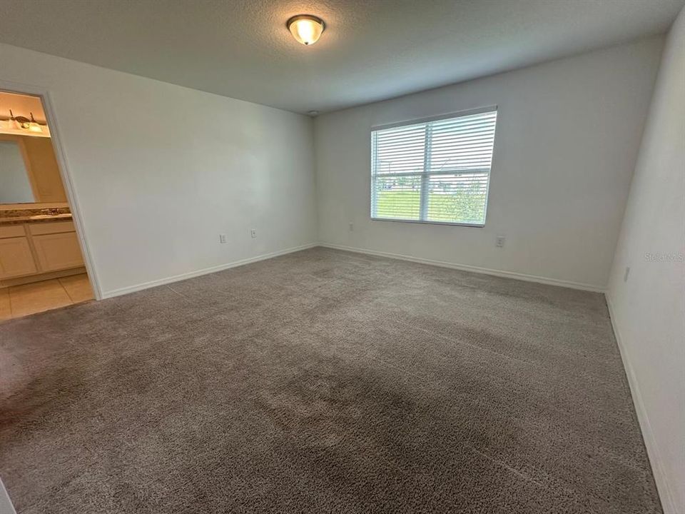 En Renta: $1,950 (3 camas, 2 baños, 1480 Pies cuadrados)