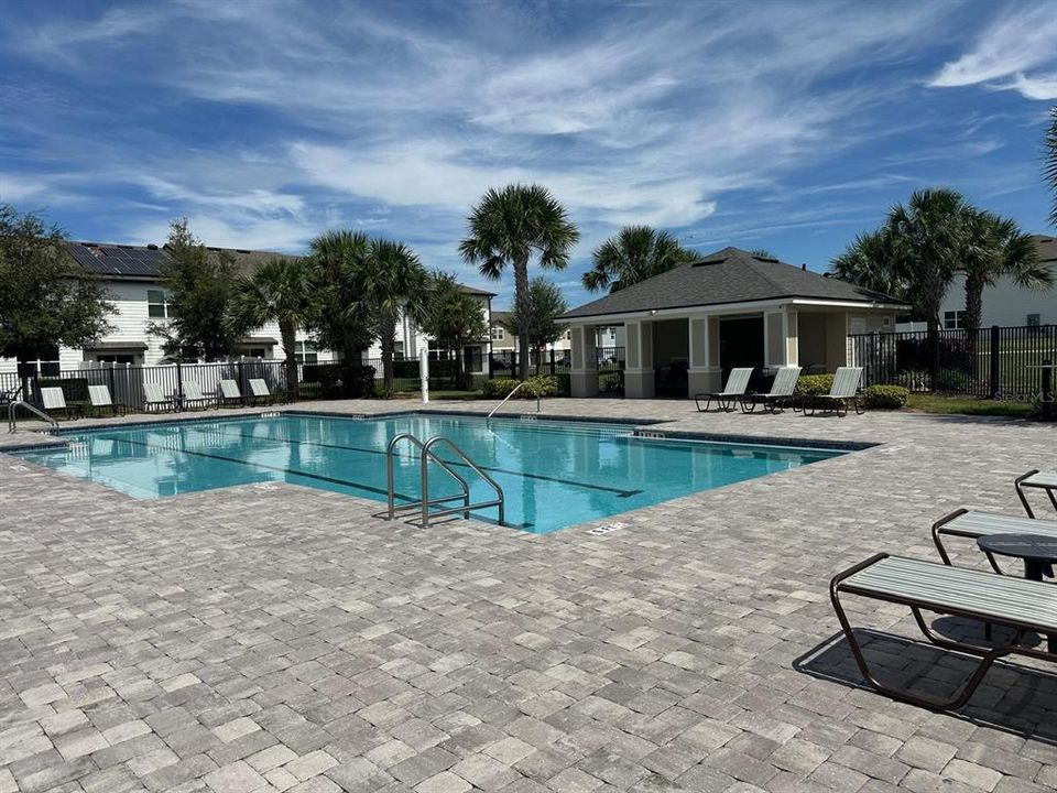 En Renta: $1,950 (3 camas, 2 baños, 1480 Pies cuadrados)