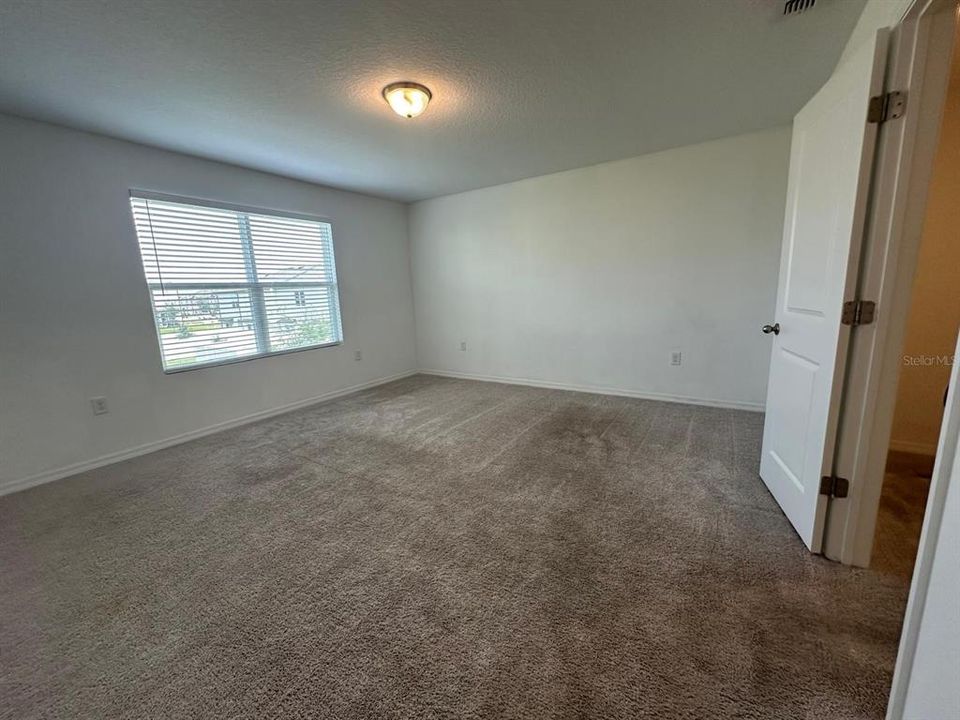 En Renta: $1,950 (3 camas, 2 baños, 1480 Pies cuadrados)