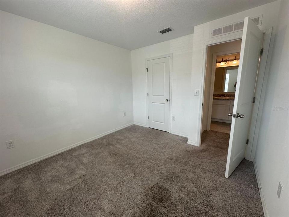 En Renta: $1,950 (3 camas, 2 baños, 1480 Pies cuadrados)