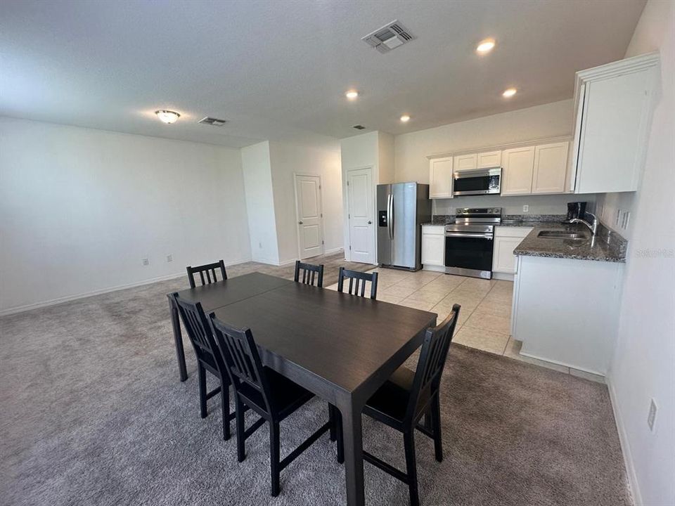 En Renta: $1,950 (3 camas, 2 baños, 1480 Pies cuadrados)