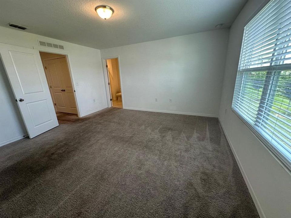 En Renta: $1,950 (3 camas, 2 baños, 1480 Pies cuadrados)