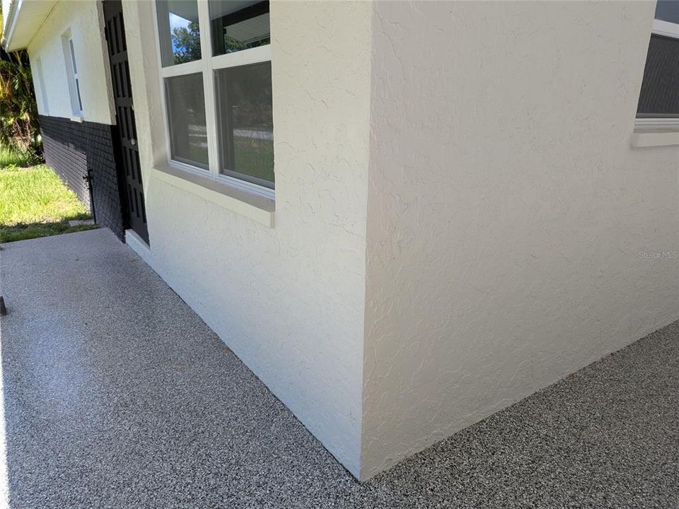 For Sale: $275,000 (3 beds, 1 baths, 1128 Square Feet)