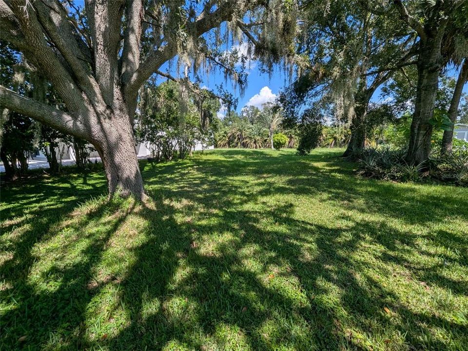 For Sale: $275,000 (3 beds, 1 baths, 1128 Square Feet)