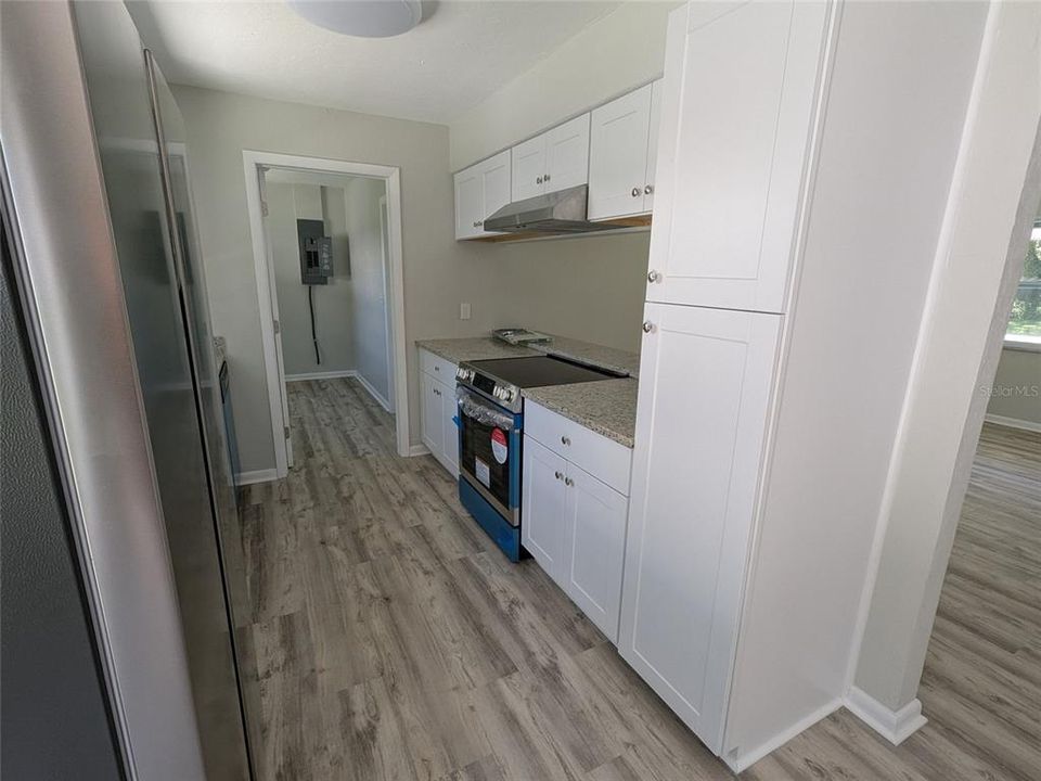 For Sale: $275,000 (3 beds, 1 baths, 1128 Square Feet)