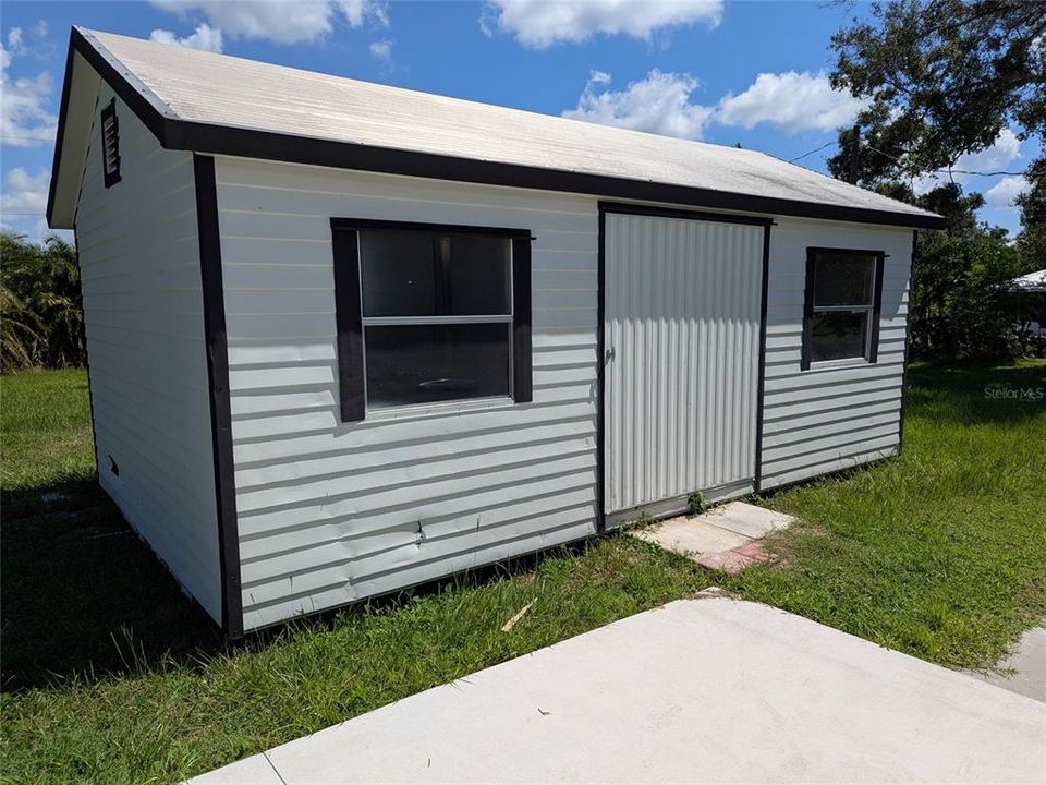 For Sale: $275,000 (3 beds, 1 baths, 1128 Square Feet)