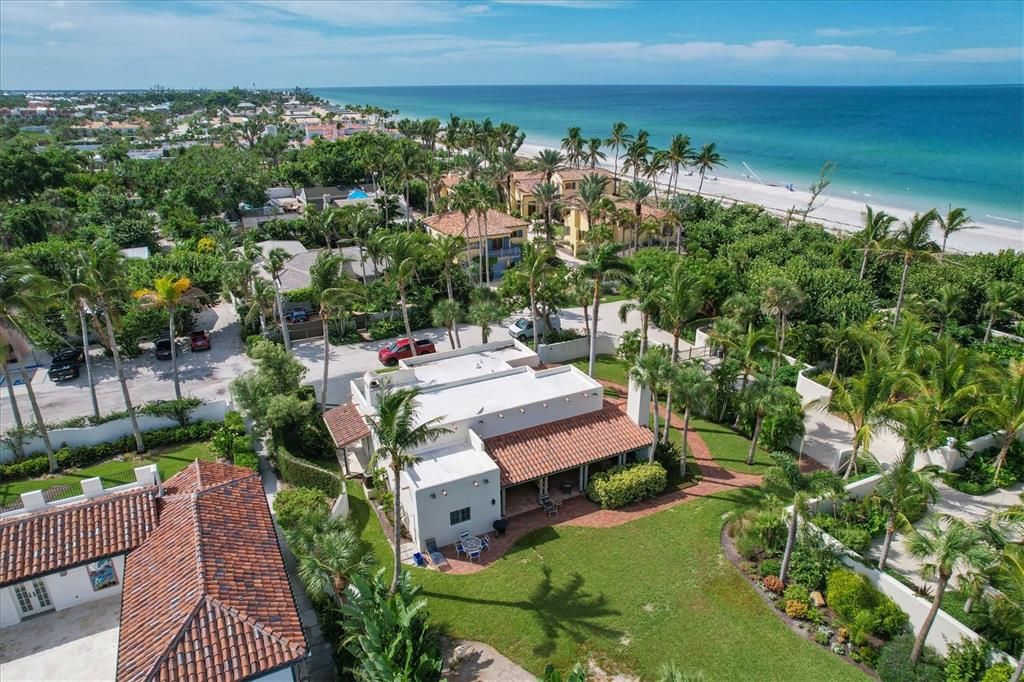 出租: $5,000 (3 贝兹, 2 浴室, 2139 平方英尺)