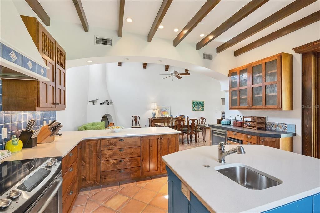 出租: $5,000 (3 贝兹, 2 浴室, 2139 平方英尺)