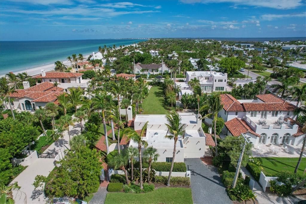 出租: $5,000 (3 贝兹, 2 浴室, 2139 平方英尺)