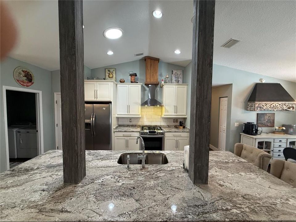 En Venta: $619,000 (3 camas, 2 baños, 1791 Pies cuadrados)