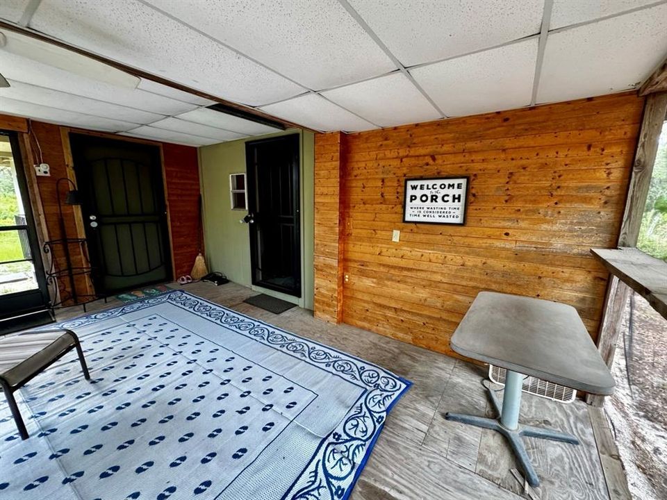 待售: $92,000 (2 贝兹, 1 浴室, 676 平方英尺)