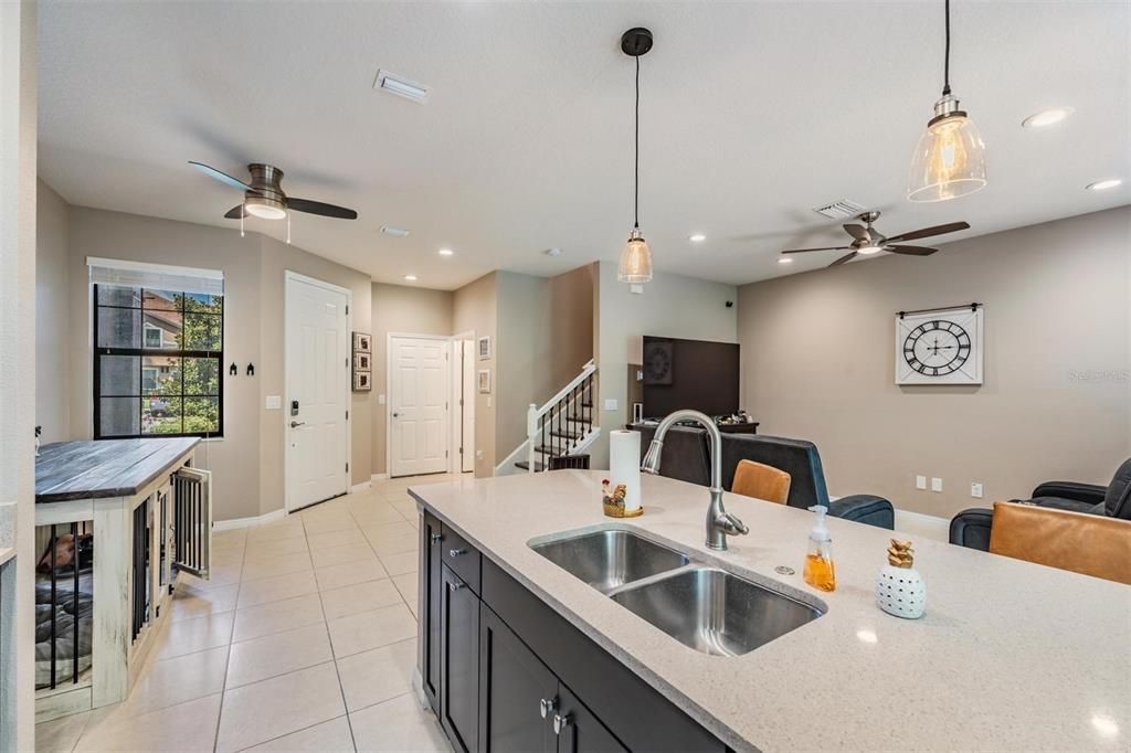 Active With Contract: $339,900 (3 beds, 2 baths, 1748 Square Feet)