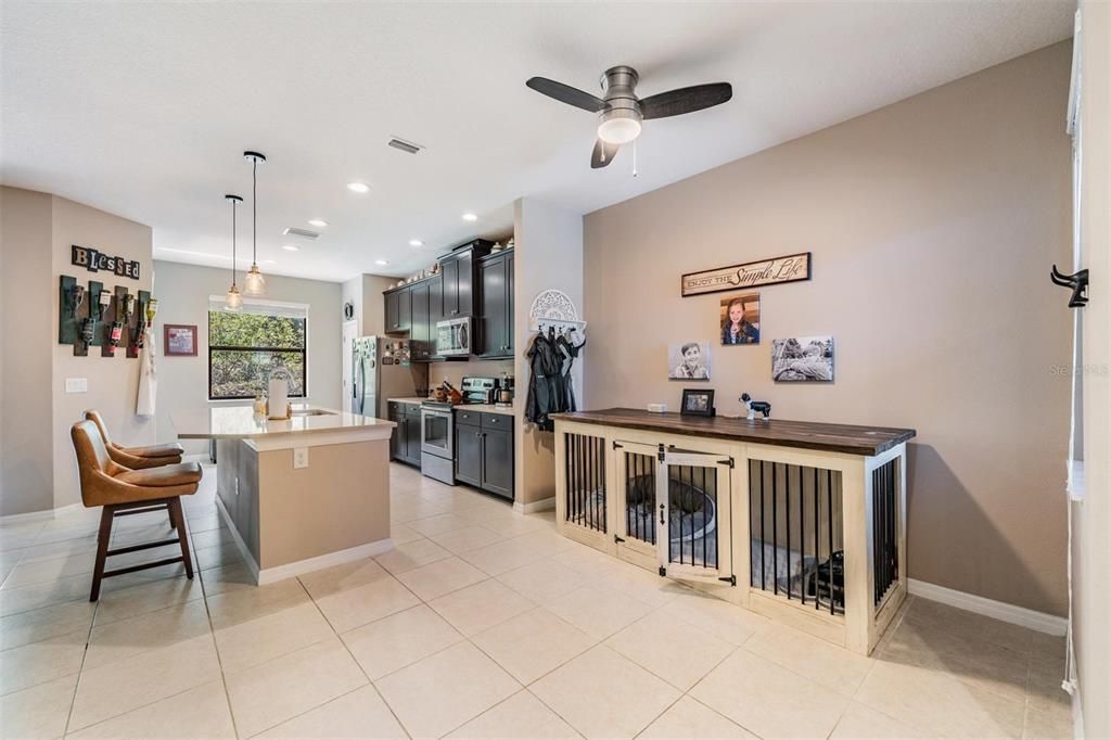 Active With Contract: $339,900 (3 beds, 2 baths, 1748 Square Feet)