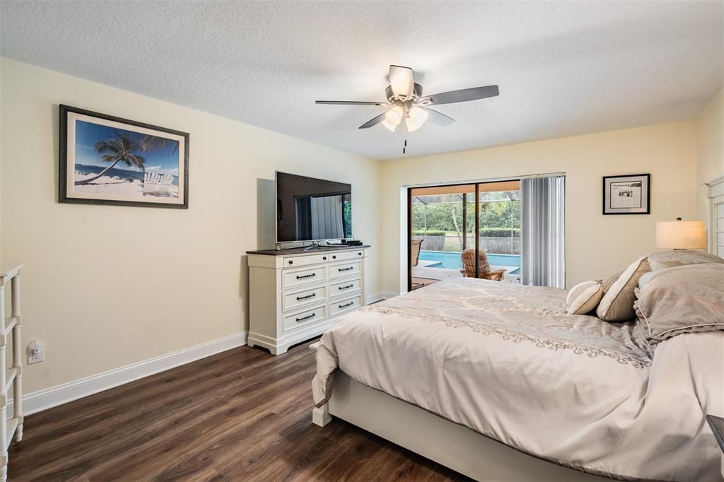 For Sale: $1,075,000 (4 beds, 3 baths, 3617 Square Feet)