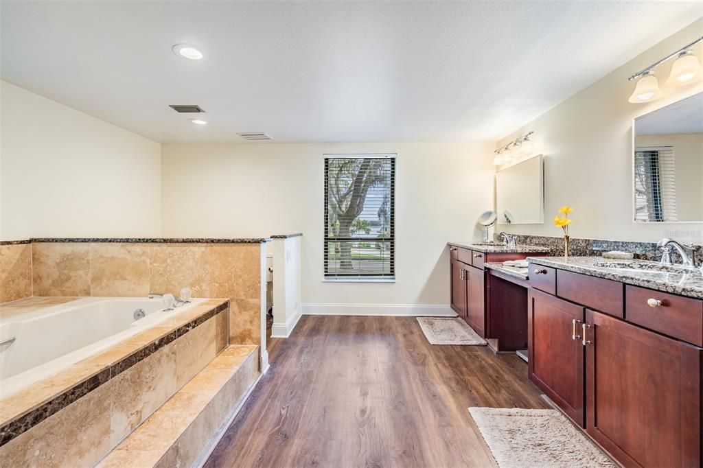 For Sale: $1,075,000 (4 beds, 3 baths, 3617 Square Feet)