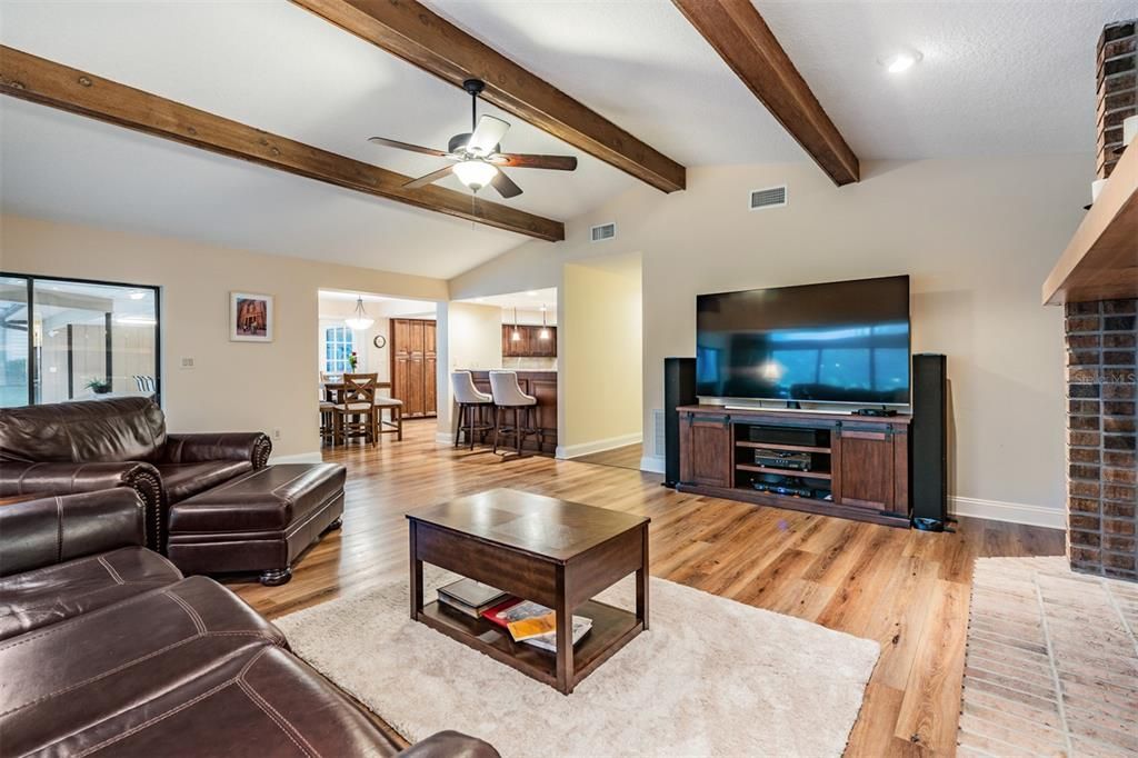 For Sale: $1,075,000 (4 beds, 3 baths, 3617 Square Feet)