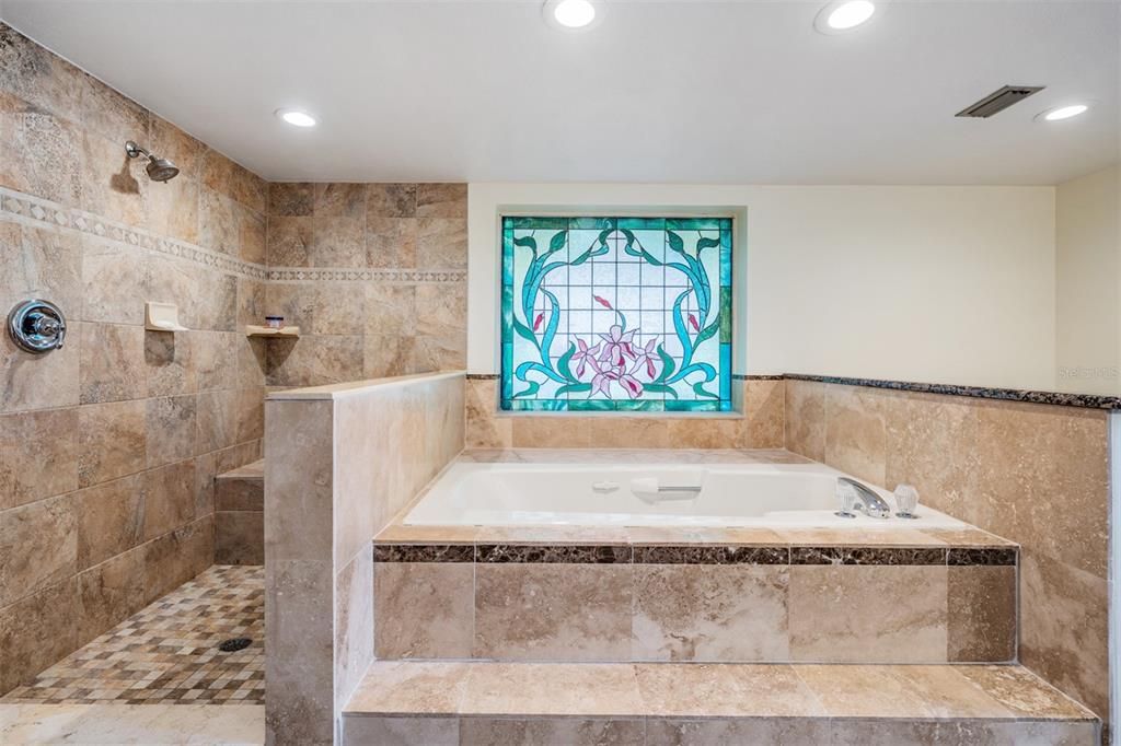 For Sale: $1,075,000 (4 beds, 3 baths, 3617 Square Feet)